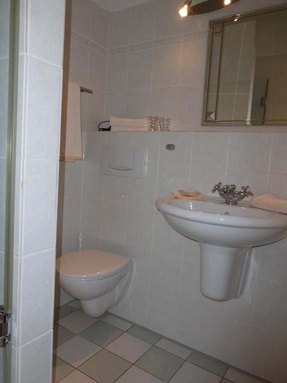 Standard Double Room,227504957:JPEG